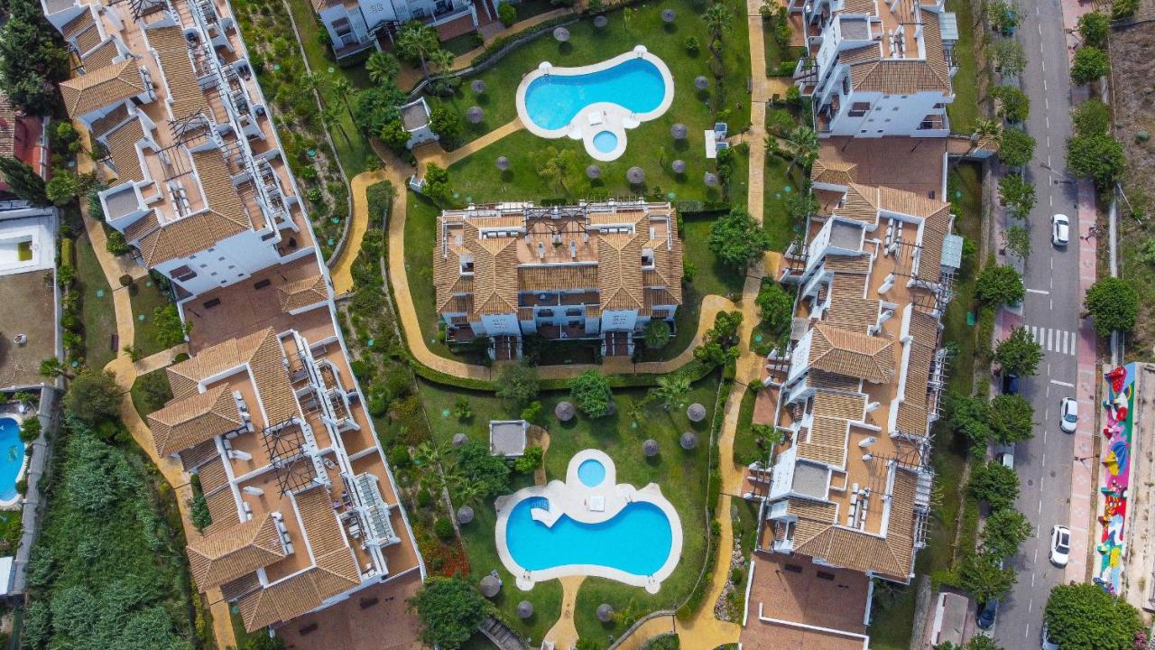 11 Modern Apt With Sea Views, Two Poolareas, Close To Parks & Beaches Manilva公寓 外观 照片