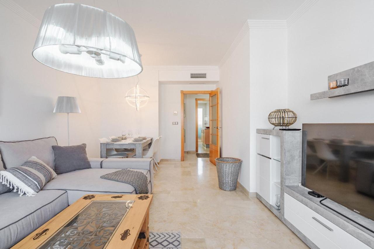 11 Modern Apt With Sea Views, Two Poolareas, Close To Parks & Beaches Manilva公寓 外观 照片